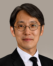 Dr. Kango Kim