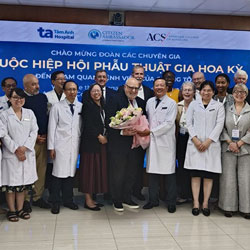 American College of Surgeons Ambassadors to Vietnam